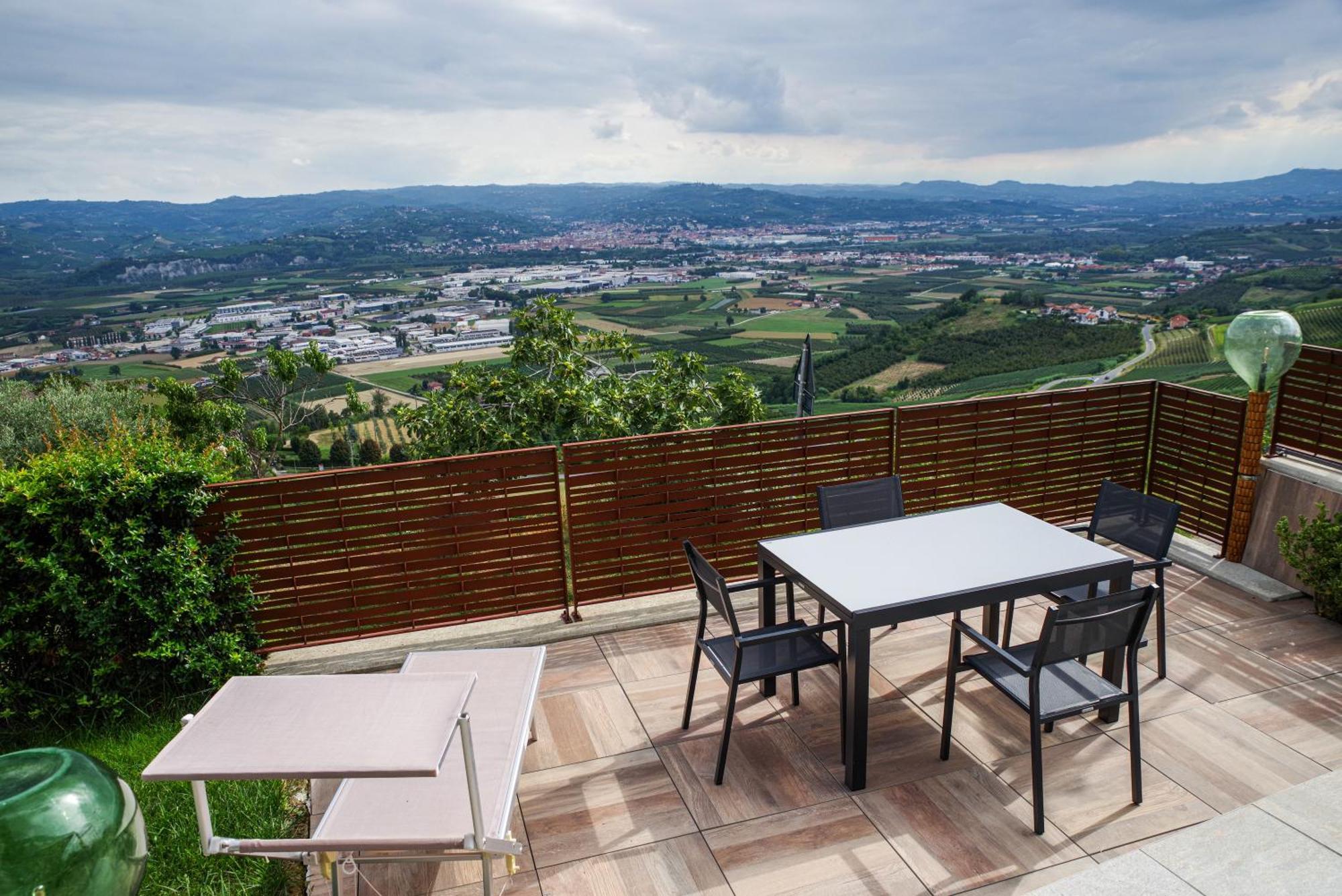 Vista Langhe - Cerratohouses Guarene المظهر الخارجي الصورة