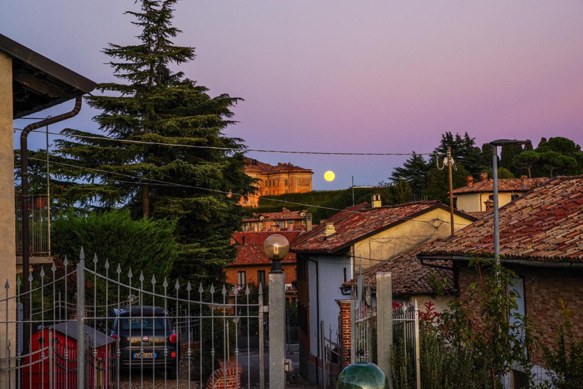 Vista Langhe - Cerratohouses Guarene المظهر الخارجي الصورة
