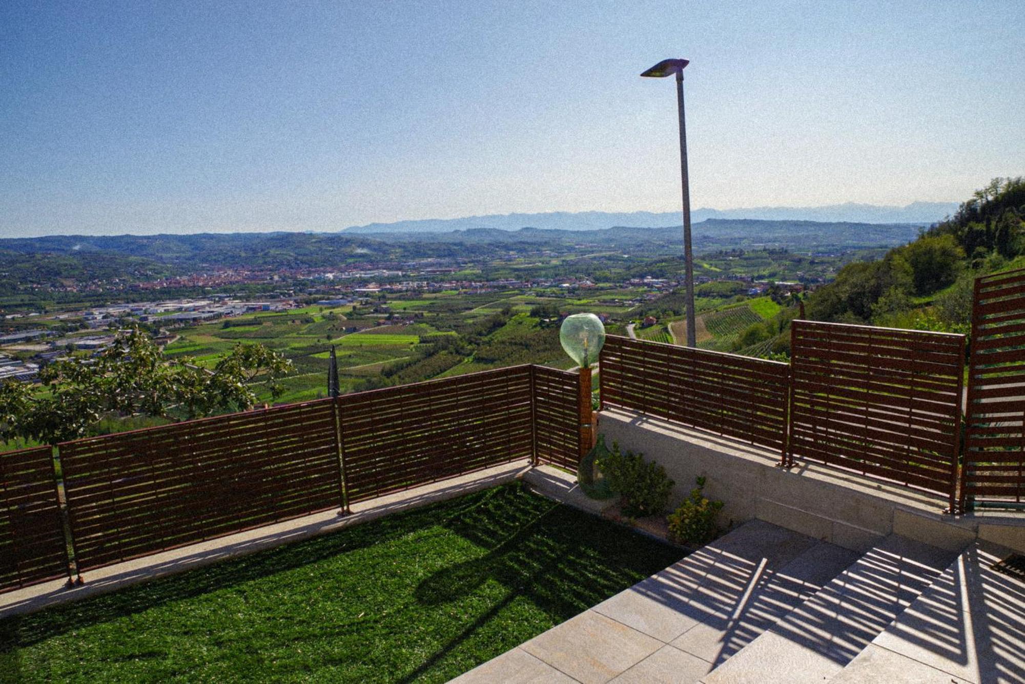 Vista Langhe - Cerratohouses Guarene المظهر الخارجي الصورة